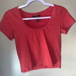 red orange crop tee